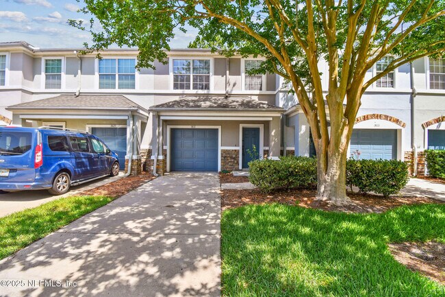 Foto del edificio - 5831 Parkstone Crossing Dr