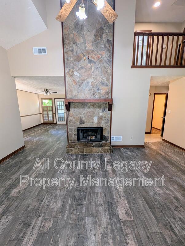 Photo - 125 Governors Rdg House