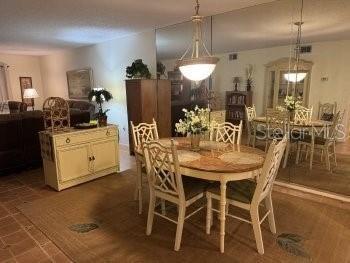 Building Photo - 3124 Lake Bayshore Dr