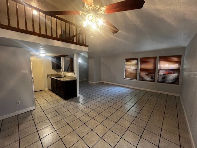 Foto del edificio - 22108 Moss Falls Ln