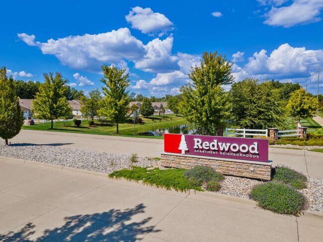 Foto del edificio - Redwood Brownstown Telegraph Road