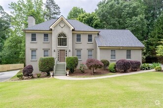 Building Photo - 3230 Mary Dr