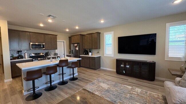 Foto del edificio - 17744 W Cassia Way