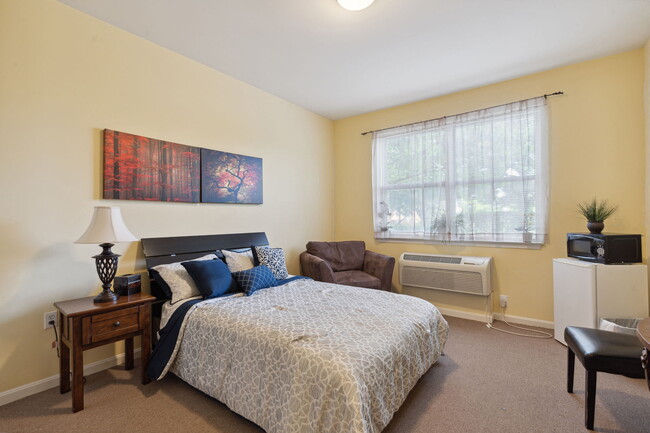 Building Photo - Ednor Apartments I
