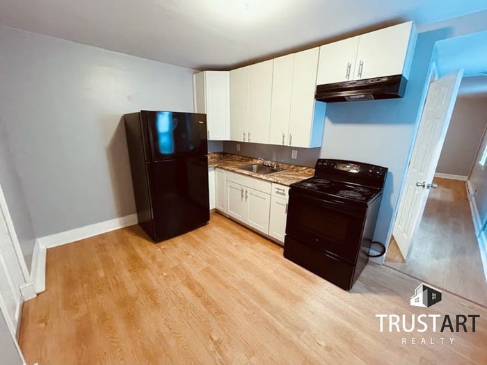 Primary Photo - Studio apartment with backyard in Frankford