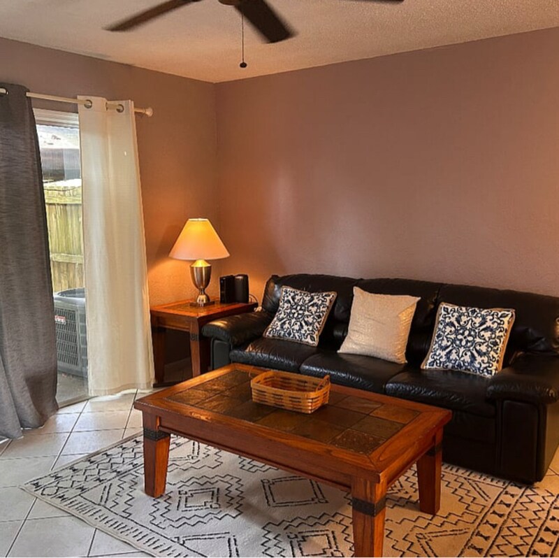 Foto principal - 3438 Joe Murell Dr
