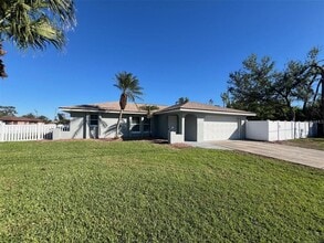 Building Photo - 6498 Amory St