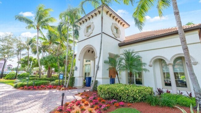 Building Photo - 11500 NW 56th Dr