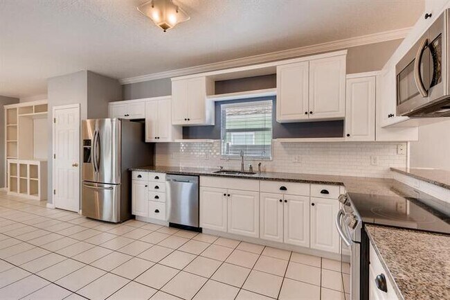 Foto del edificio - 6205 South Main Avenue, Tampa, FL, 33611