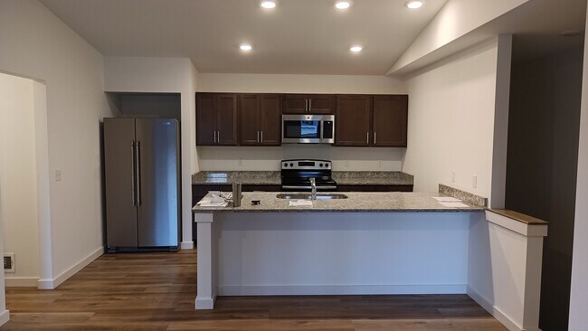 Foto del edificio - 6112 Andersonville Rd