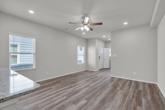 Building Photo - 8911 FM 1560 N 101