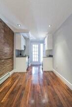 Building Photo - 124 Ridge St