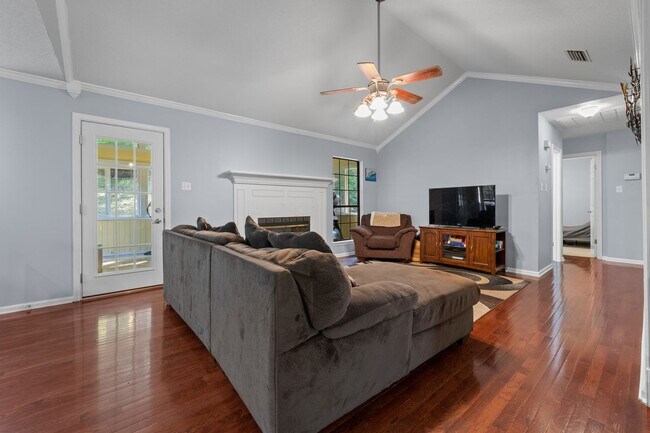 Foto del edificio - Lakewood rental!