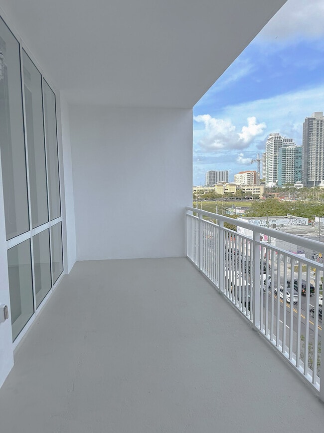Foto del edificio - Cynergi Lofts at Wynwood