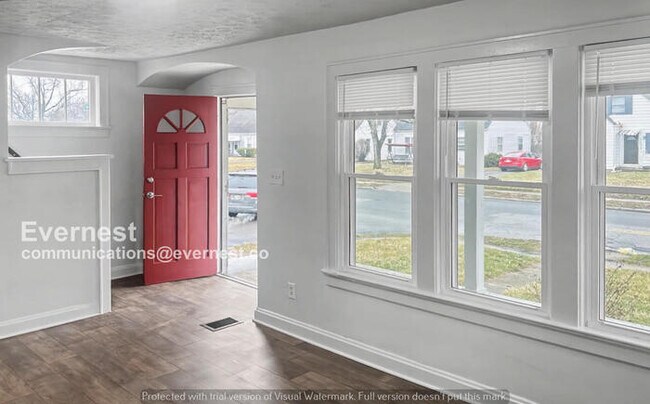 Foto del edificio - 2654 Eakin Rd