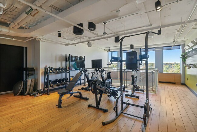 Photo - 2221 S Clark St Apartments