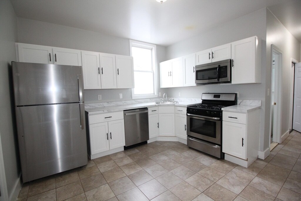 Foto principal - 83 Devon St