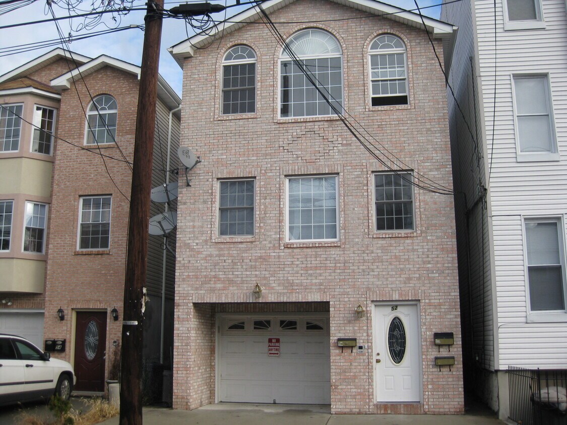 52 Belmont Ave Unit 2, Jersey City, NJ 07304 Apartments in Jersey