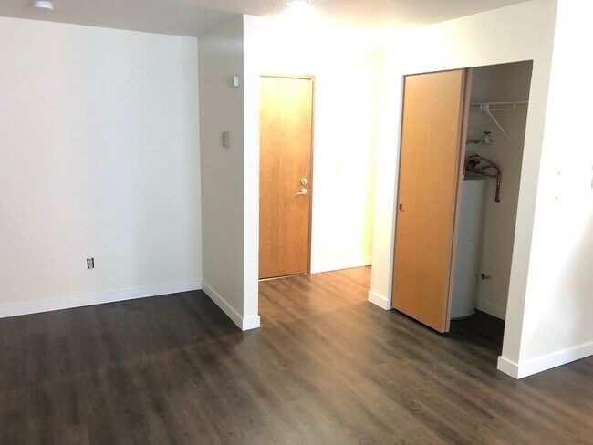 Foto del edificio - Turtlewalk Green North Apartments - Studio