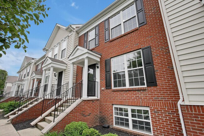 Building Photo - 6321 Marsh Wren Drive