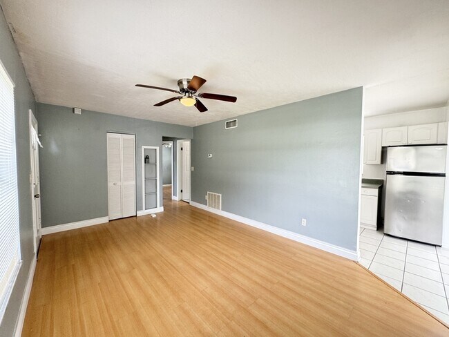 Foto del edificio - 2344 Greenwood St