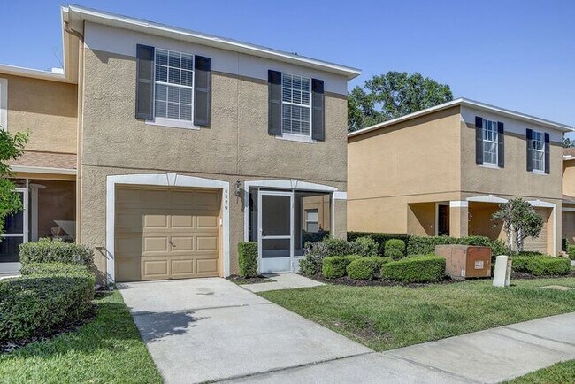 Building Photo - Spacious 3-Bedroom Townhome For Lease!