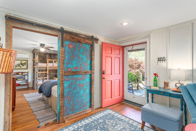 Entrance - 159 Jb Ivey Ln