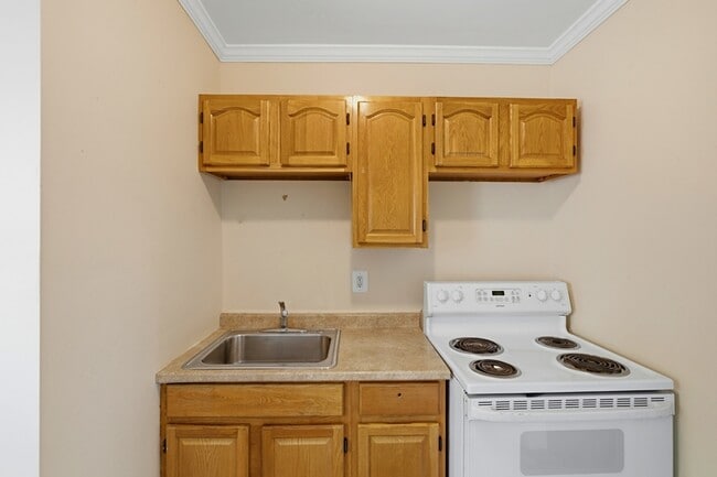 Building Photo - 3511 6th St