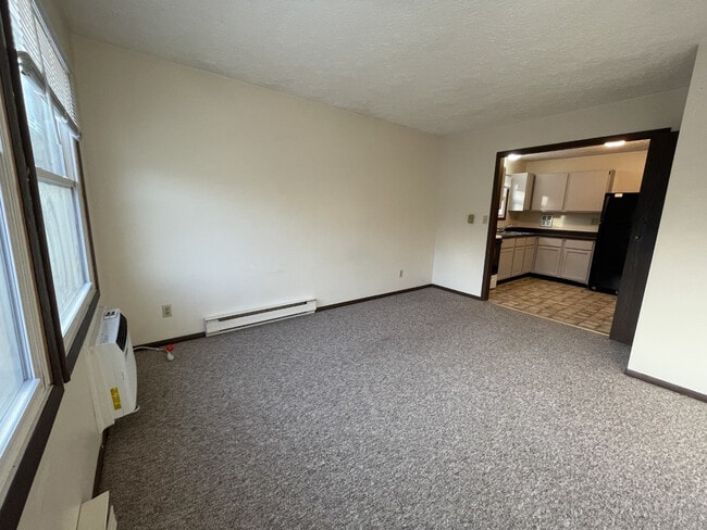 Building Photo - 407 N. Parker St