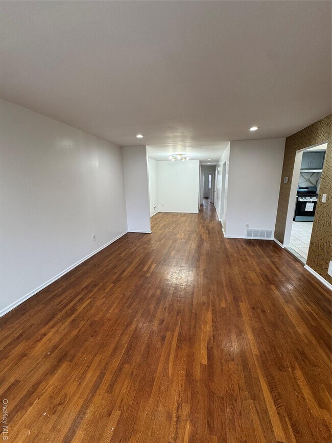 Foto del edificio - 144-05 21st Ave