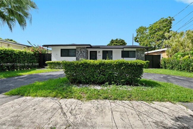 Foto del edificio - 7360 NW 4th St