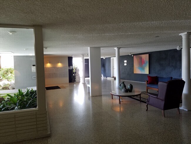 Lobby - 59 Lupine Ave