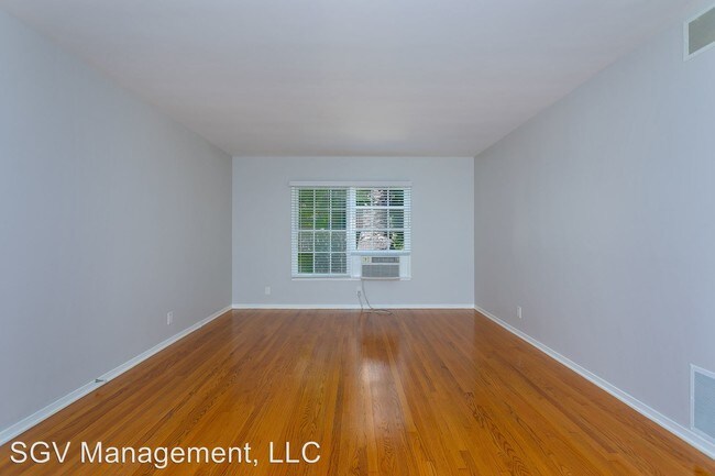 Foto del edificio - 485 S Oakland Ave