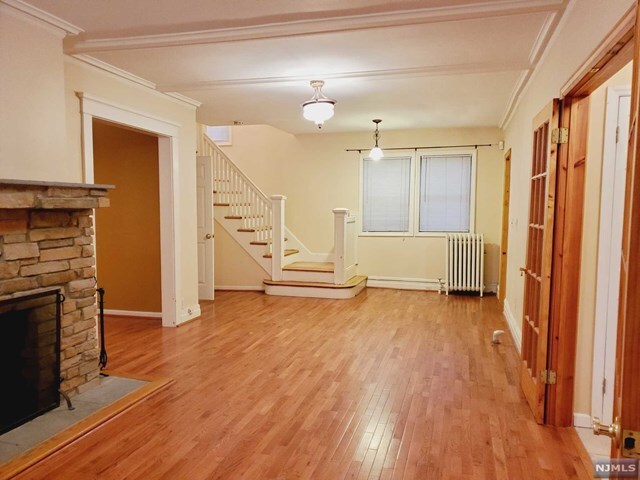 Building Photo - 124 Glenwood Ave