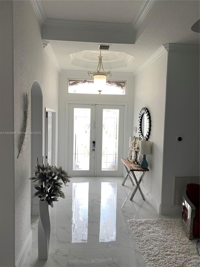 Building Photo - 6013 NW 56th Dr