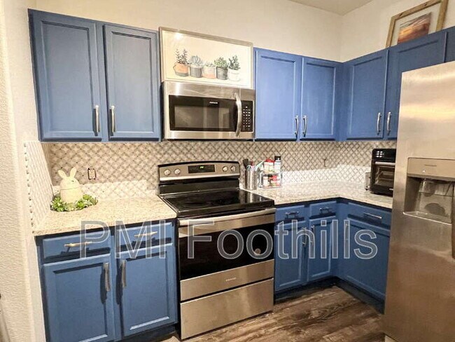 Foto del edificio - 9106 Gale Blvd