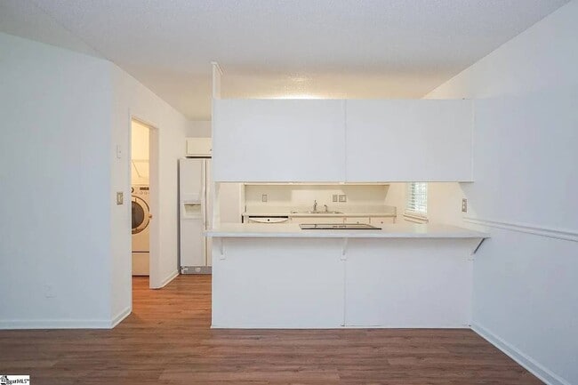 Building Photo - 106 Greenapple Way