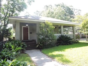 839 Park Blvd