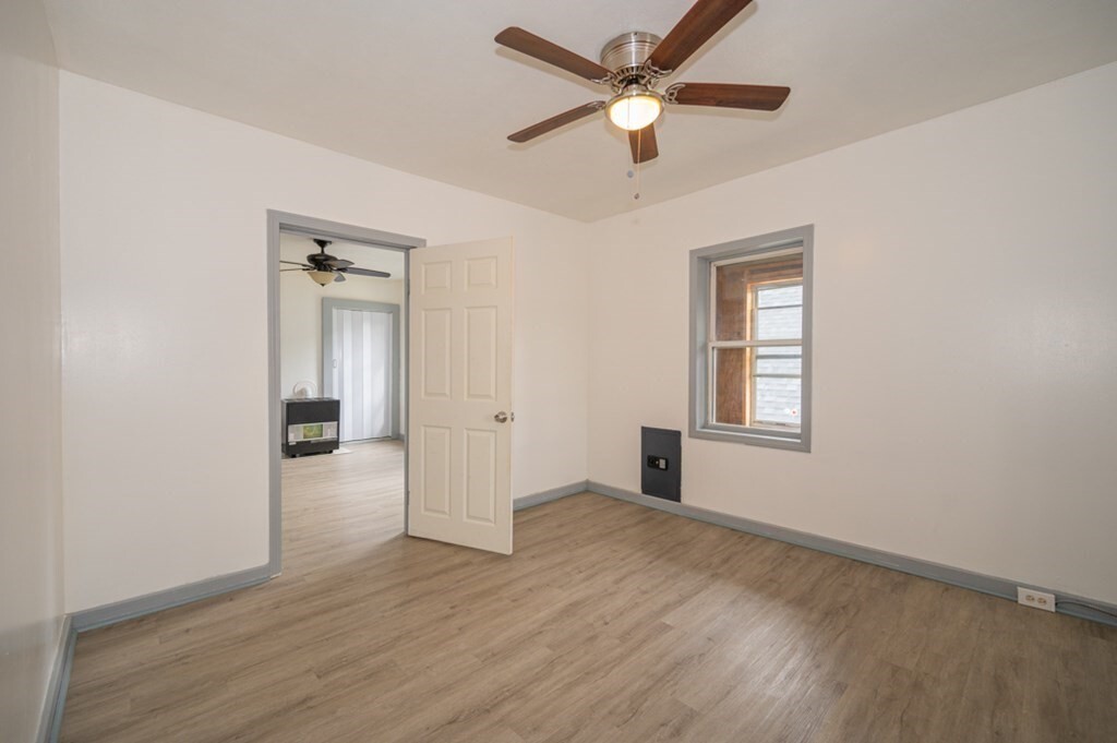 Foto principal - 97 Mayfield St