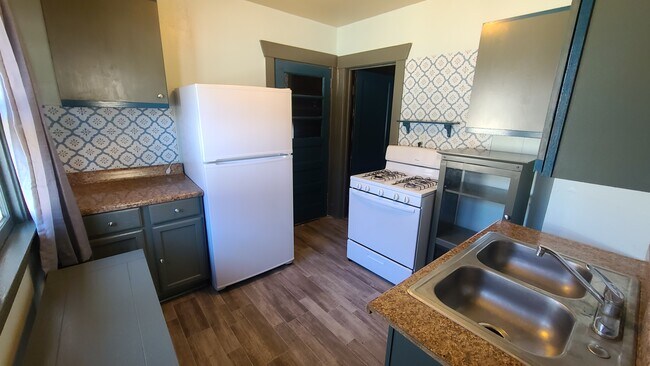 517 Surby Ave Battle Creek Mi 49015 House For Rent In Battle Creek Mi Apartments Com