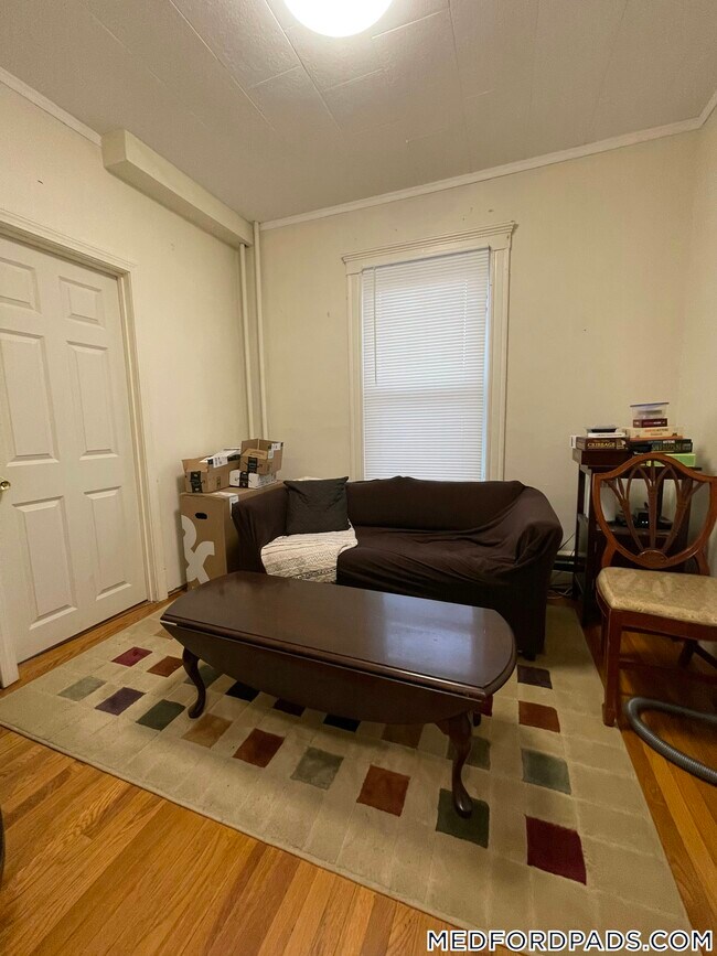 Foto del edificio - 354 Main St