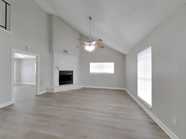 Foto del edificio - 20143 Dawn Mist Dr