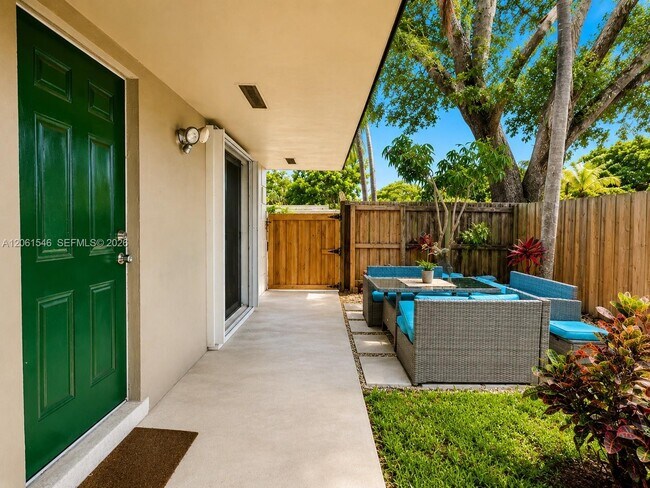 Foto del edificio - 2611 SW 13th Ave