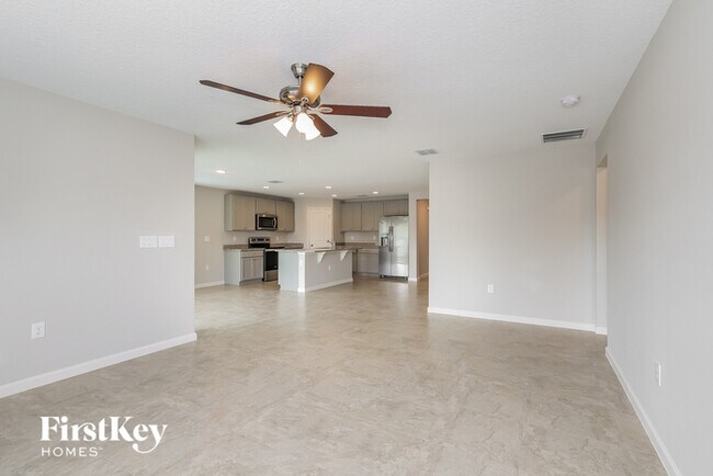Building Photo - 135 Southern Breeze Loop