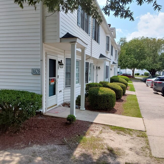 Photo - 3828 Sterling Pointe Drive Townhome