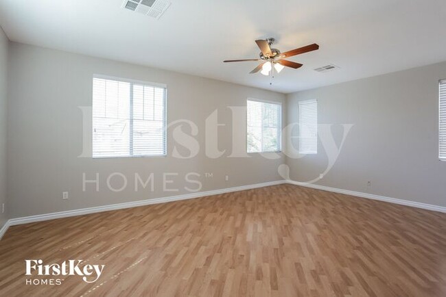 Building Photo - 7340 Chesapeake Cove St