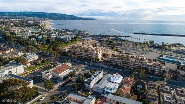 Foto del edificio - 304 N Catalina Ave