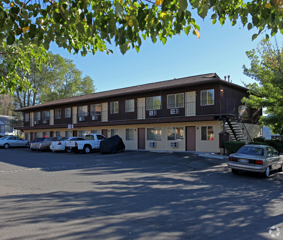 Primary Photo - Montara Apartments