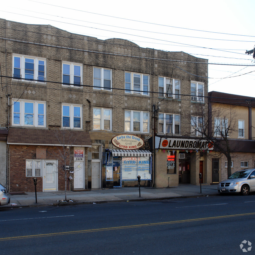 Primary Photo - 1102 Avenue C