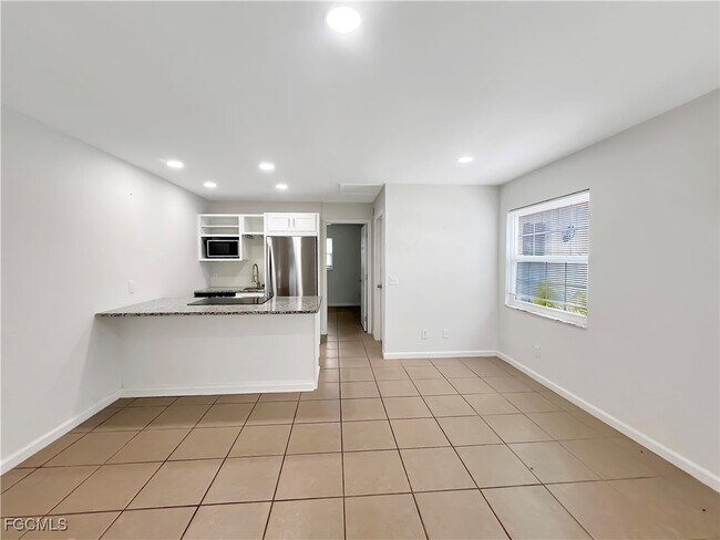 Foto del edificio - 11594 1st Ave